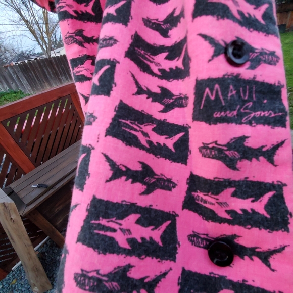 Maui and Son's Men's Short Sleeve Shirt. Hot Pink/Black. Homemade. LNPWC. - Picture 10 of 15